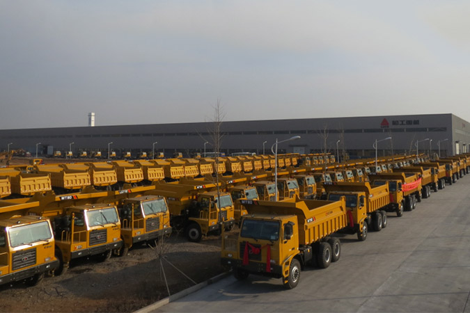 J9集团|国际站官网重机在济南注册成立